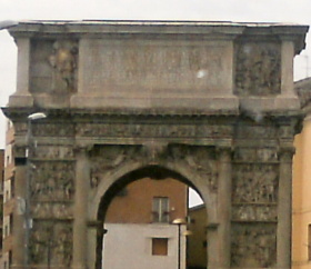 Arco di Traiano