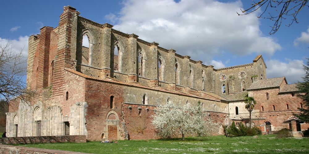 abbazia-di-san-galgano9.jpg